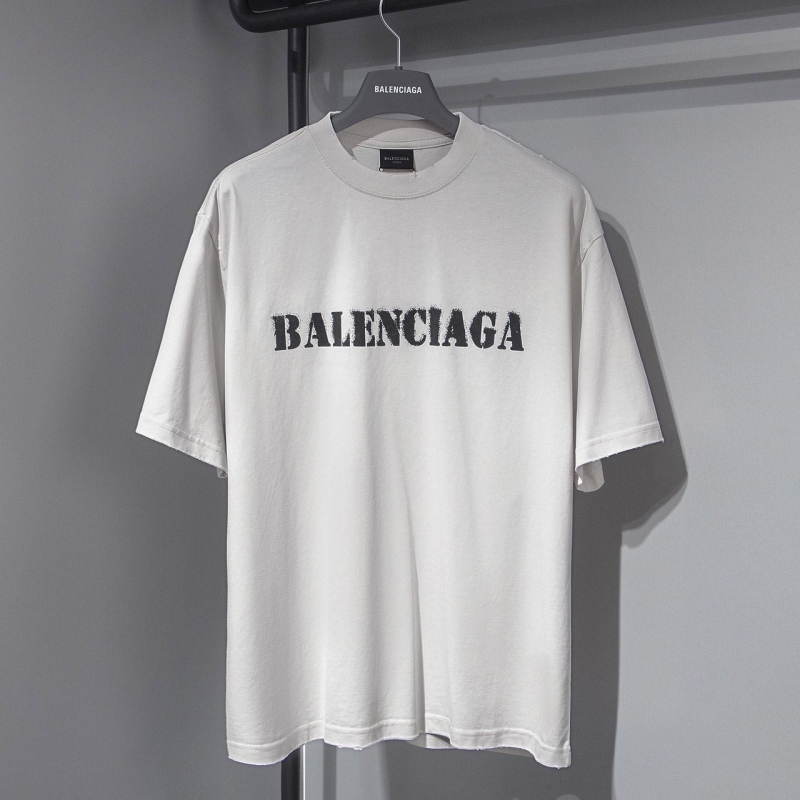 Ba*len*cia*ga t-shirts
